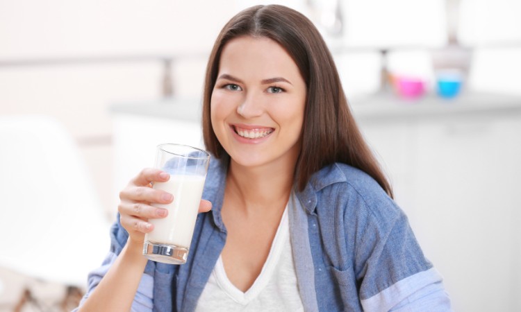 Nên uống sữa lúc nào khi bị đau dạ dày? 1