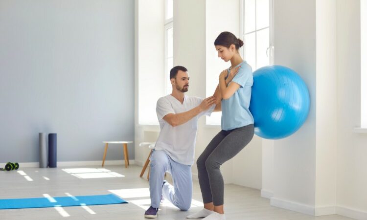 Một số biện pháp giúp giảm đau lưng do đau dạ dày gây ra 1