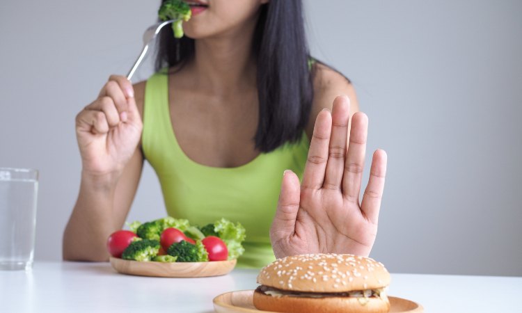 1. Điều chỉnh chế độ ăn uống hợp lý 1