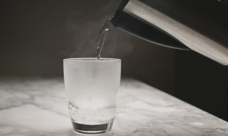 1. Uống nhiều nước ấm 1
